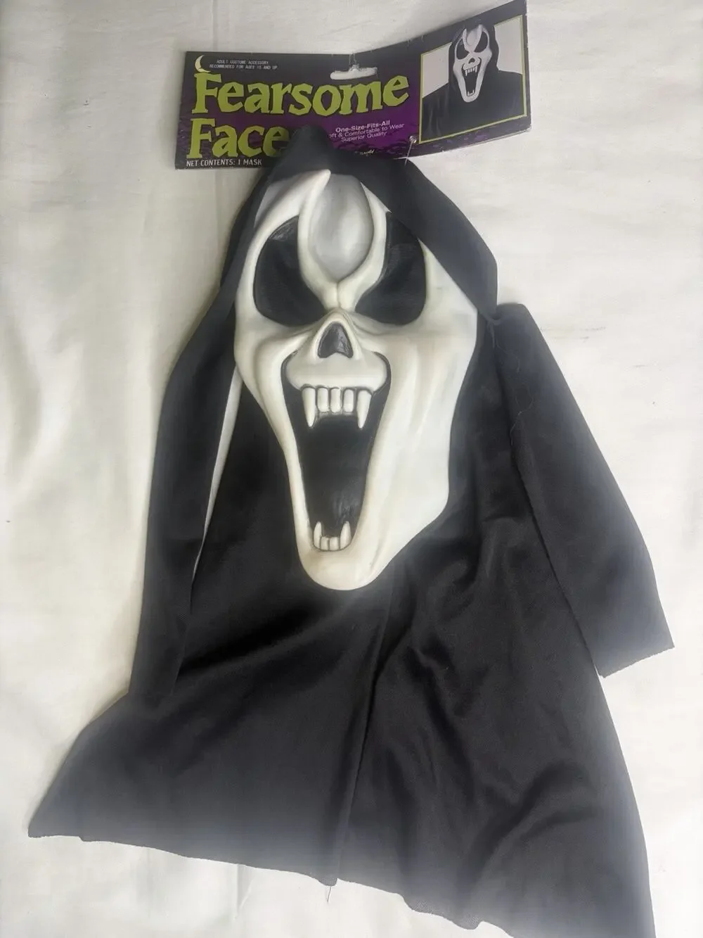FUN WORLD DIV Scream Vintage FEARSOME FACES Halloween TAGGED collectable Mask